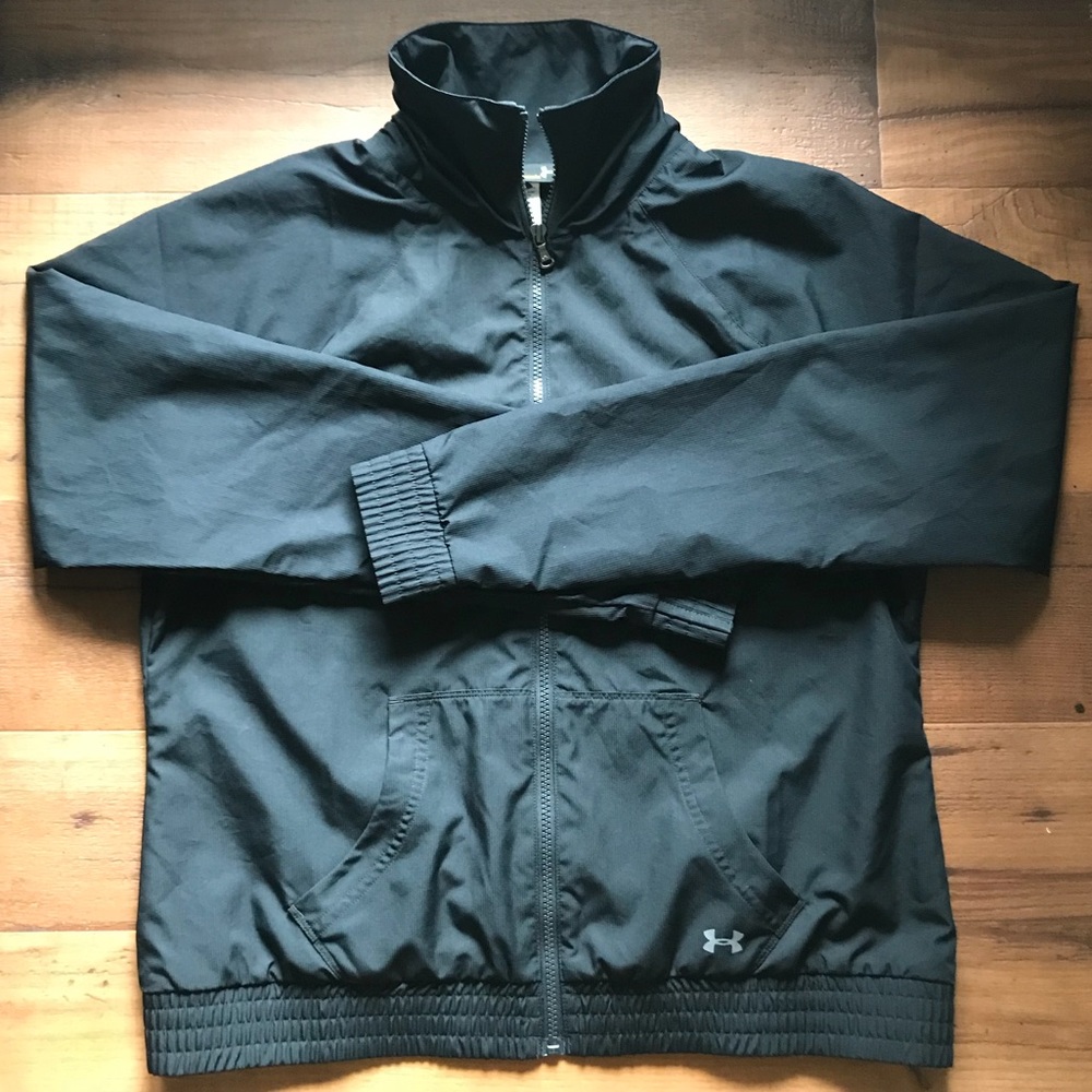 NWOT W’s Under Armour Lightweight Jacket